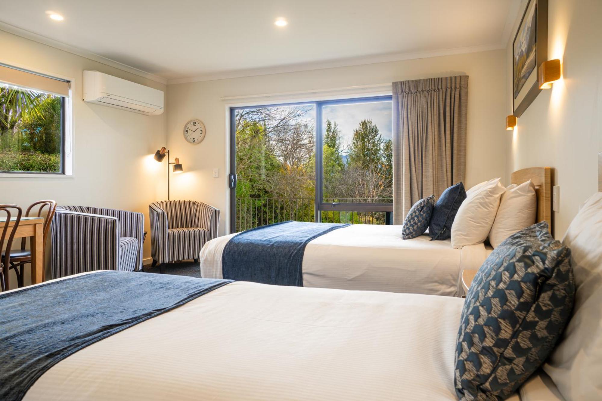 Wanaka Top 10 Holiday Park Exteriör bild