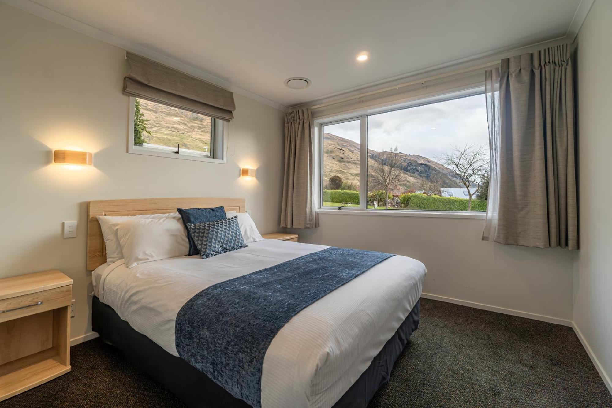 Wanaka Top 10 Holiday Park Exteriör bild